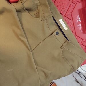 Hart Schaffner Marx Khaki and navy trim trousers. 38 X 30